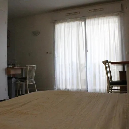 Appt - Lr030-b22